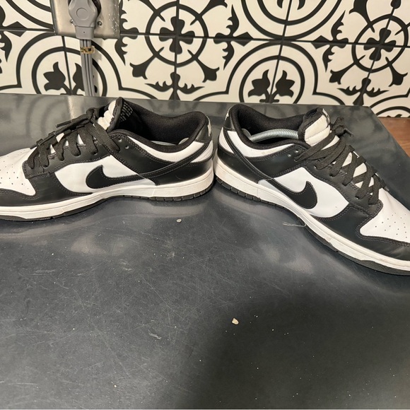 Nike Dunk Low pandas Men's Black and White authentic - Picture 2 of 4